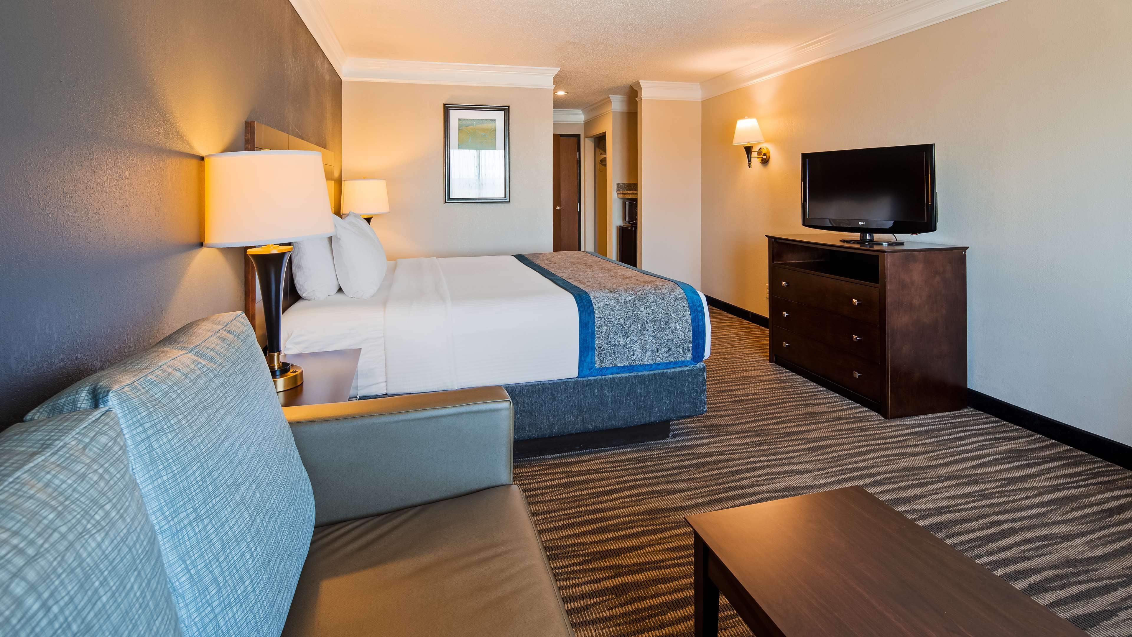 Best Western Augusta West מראה חיצוני תמונה