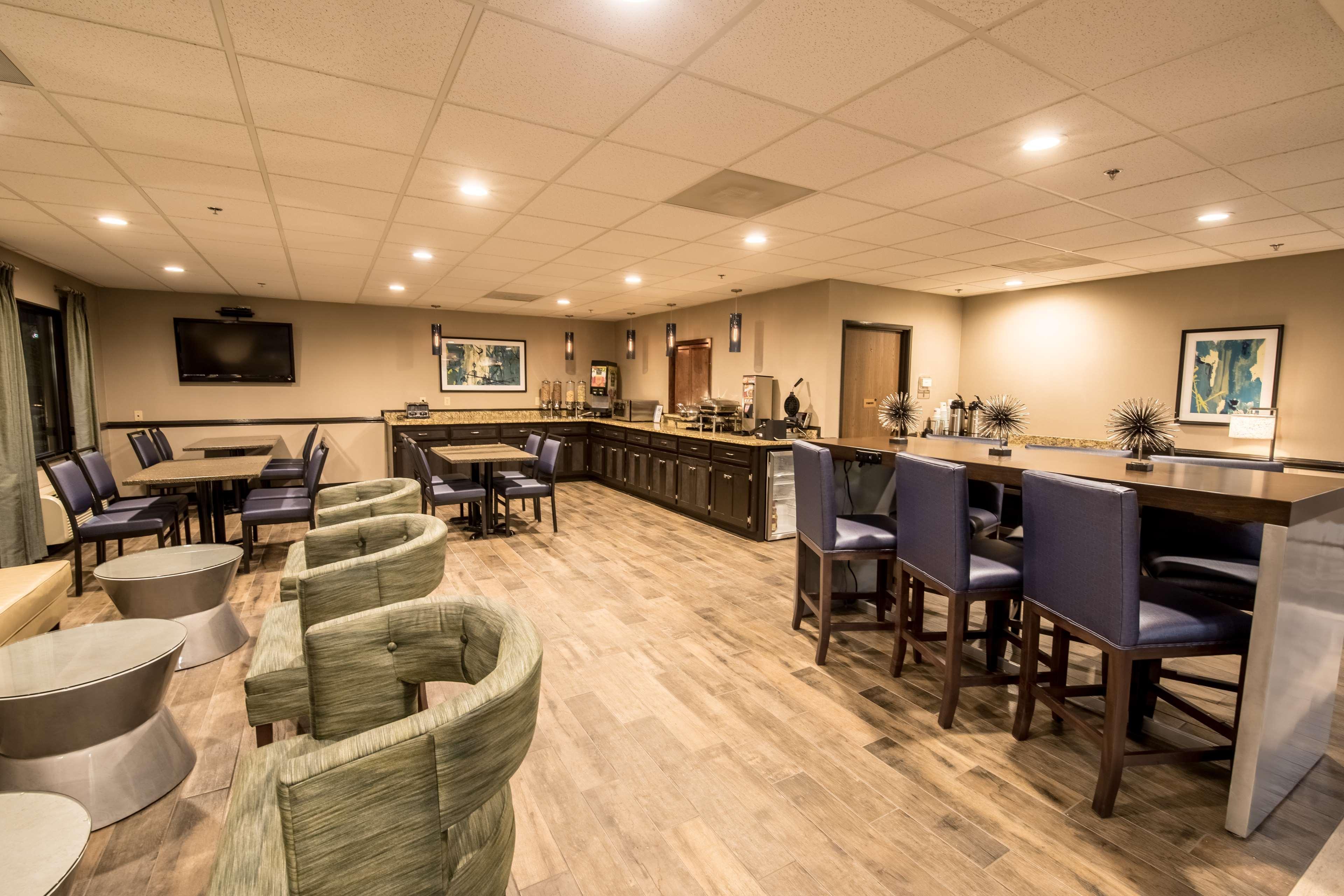 Best Western Augusta West מראה חיצוני תמונה